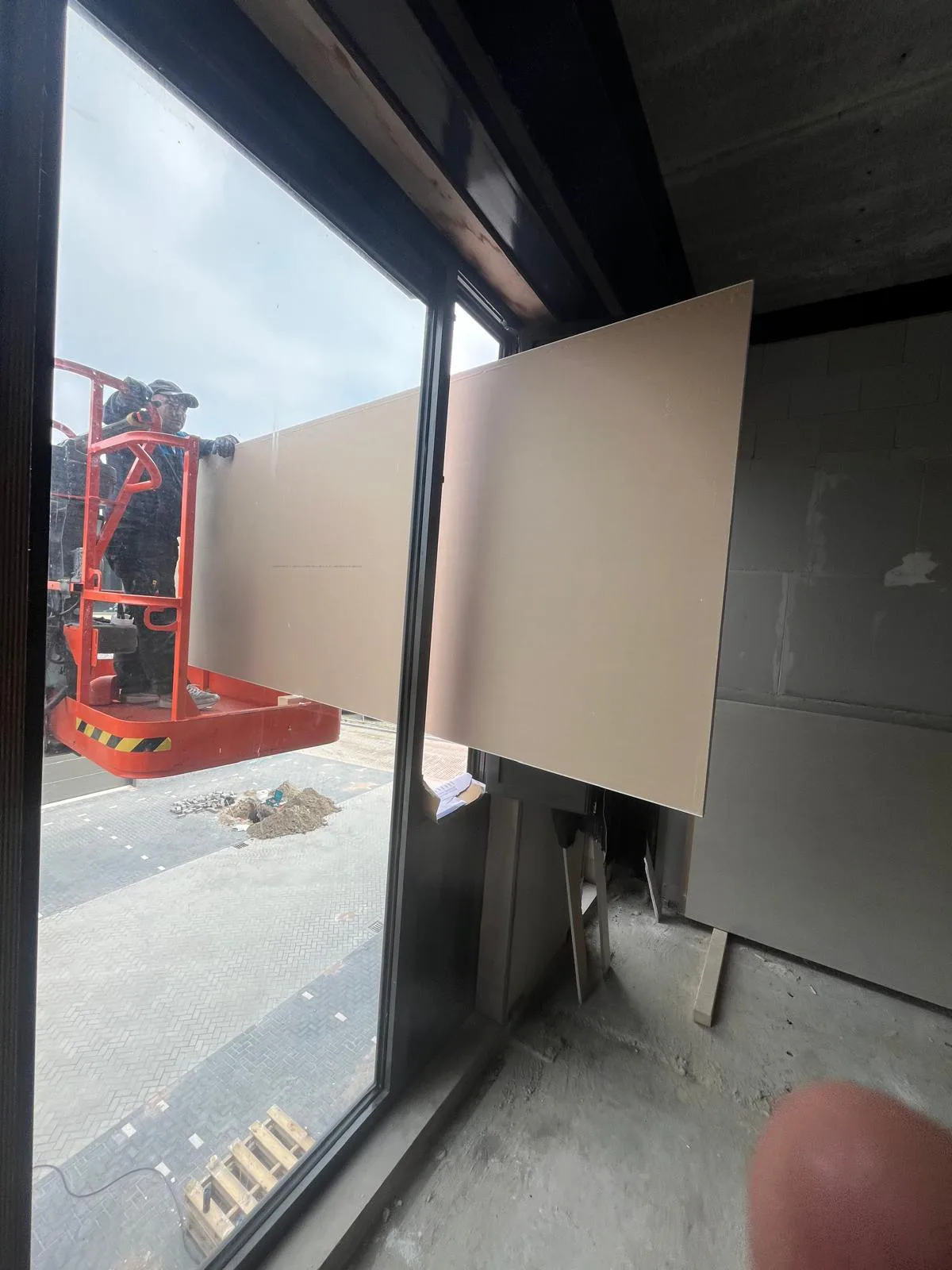 Bedrijfspand Opbouw — Project