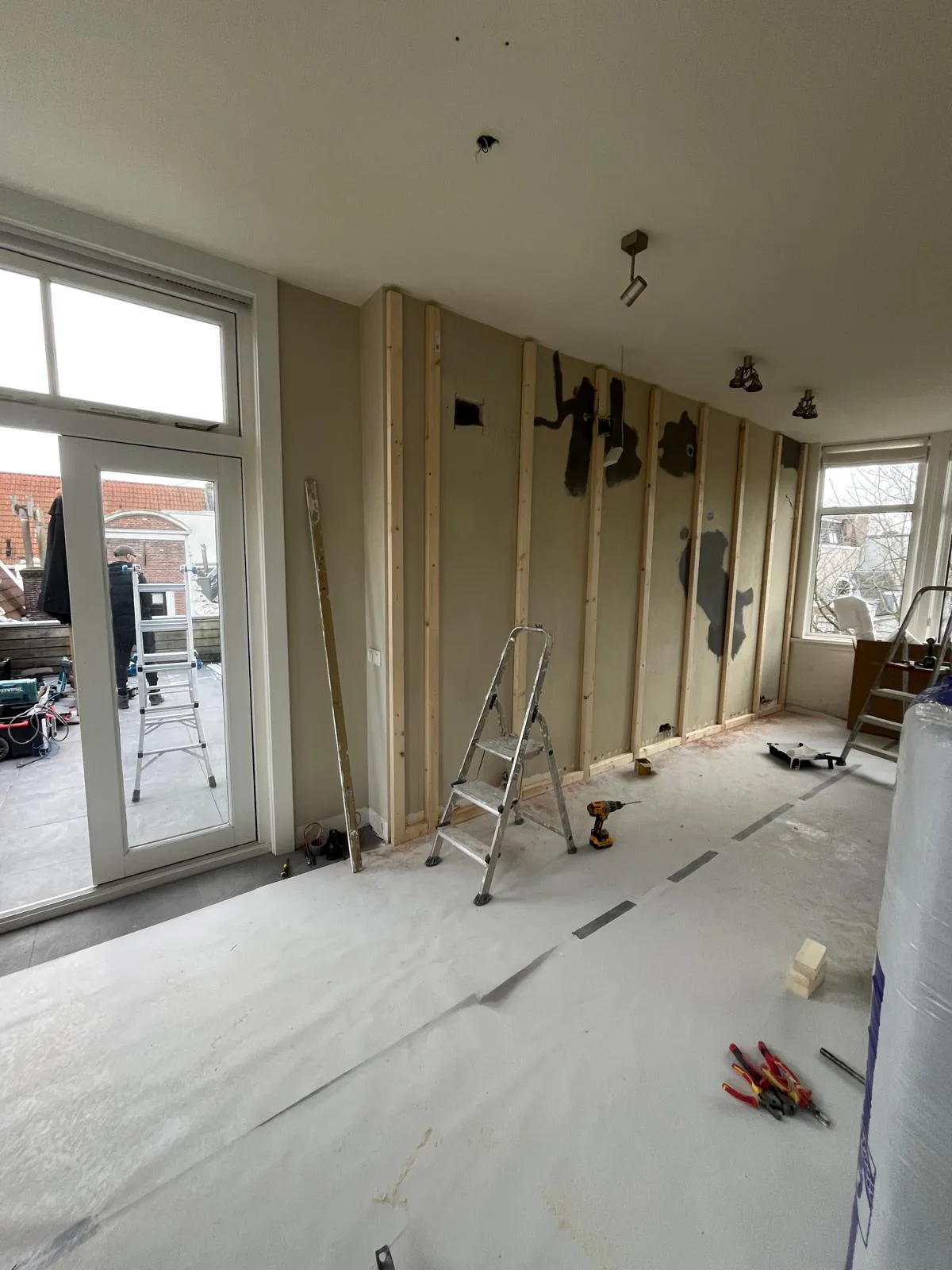 Voorzetwand Plafond Stuc — Project