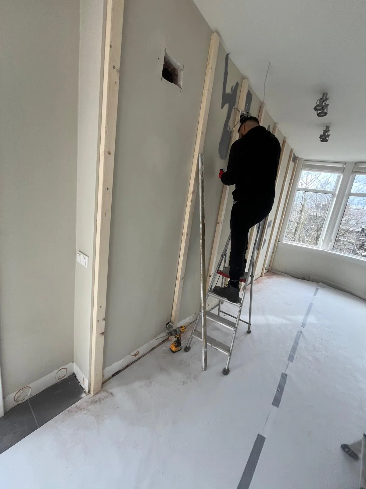 Voorzetwand Plafond Stuc — Project