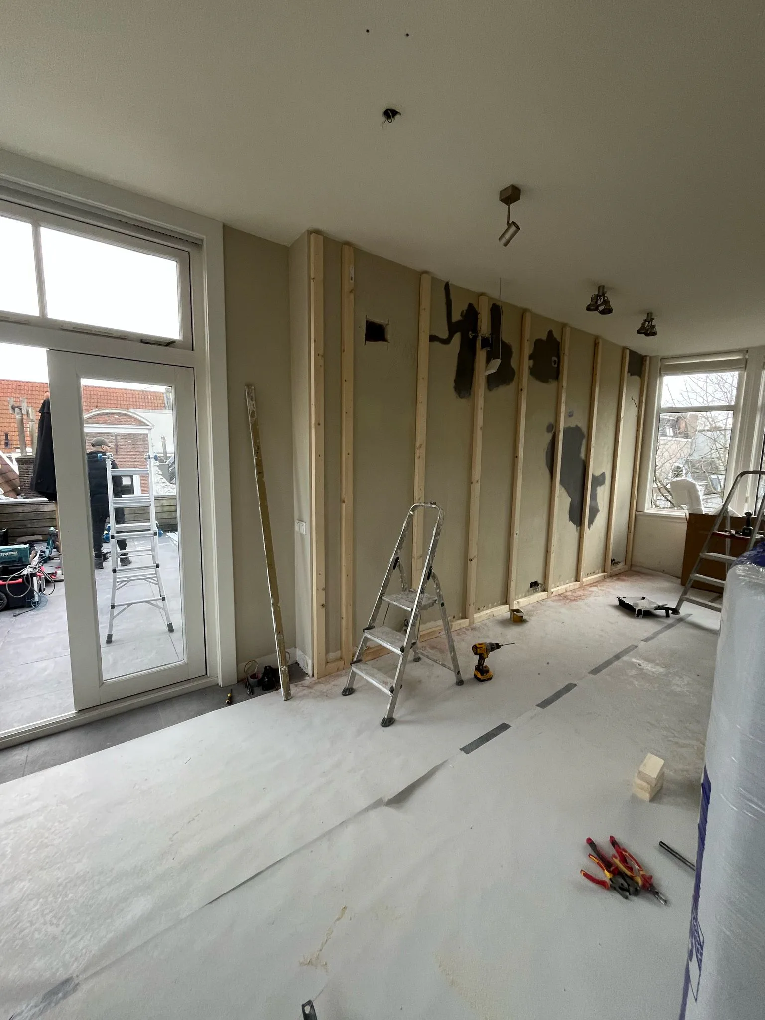 Voorzetwand Plafond Stuc — Project