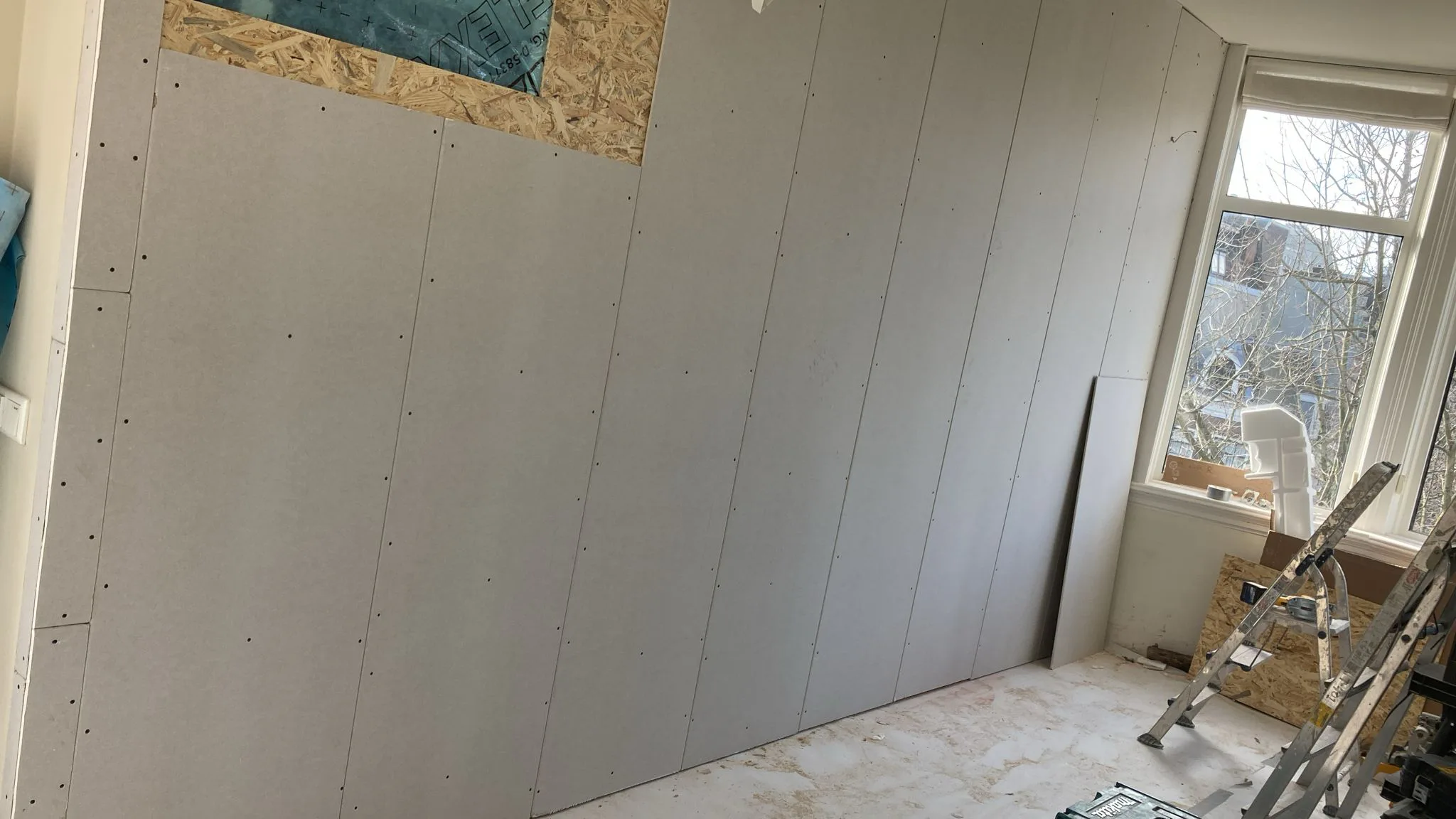 Voorzetwand Plafond Stuc — Project